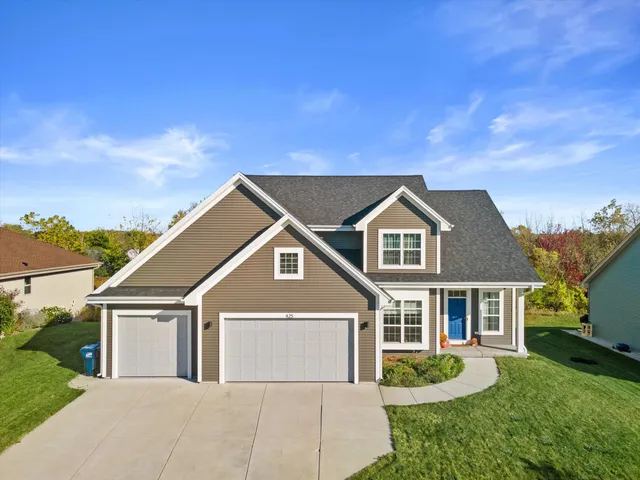 $499,900 | 425 Chapel Hill Drive, Johnson Creek, WI 53038