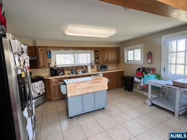 19 Crescent Wayne, NJ 07470 - Photo 10 of 17