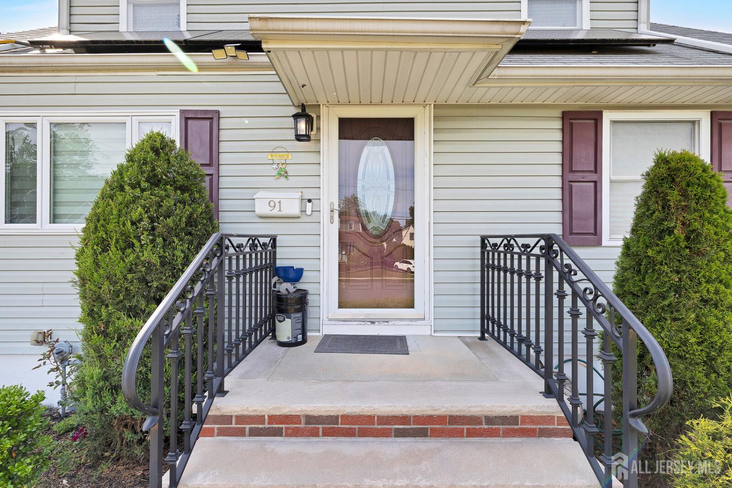 91 Crestview Road Fords, NJ 08863 - Photo 7 of 41