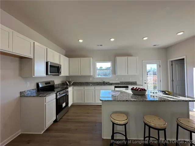 $278,900 | 165 Courtside Drive, Dunn, NC 28334