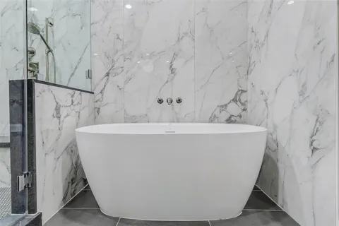 $1,675,000 | 608 East 26th Street, Houston, TX 77008