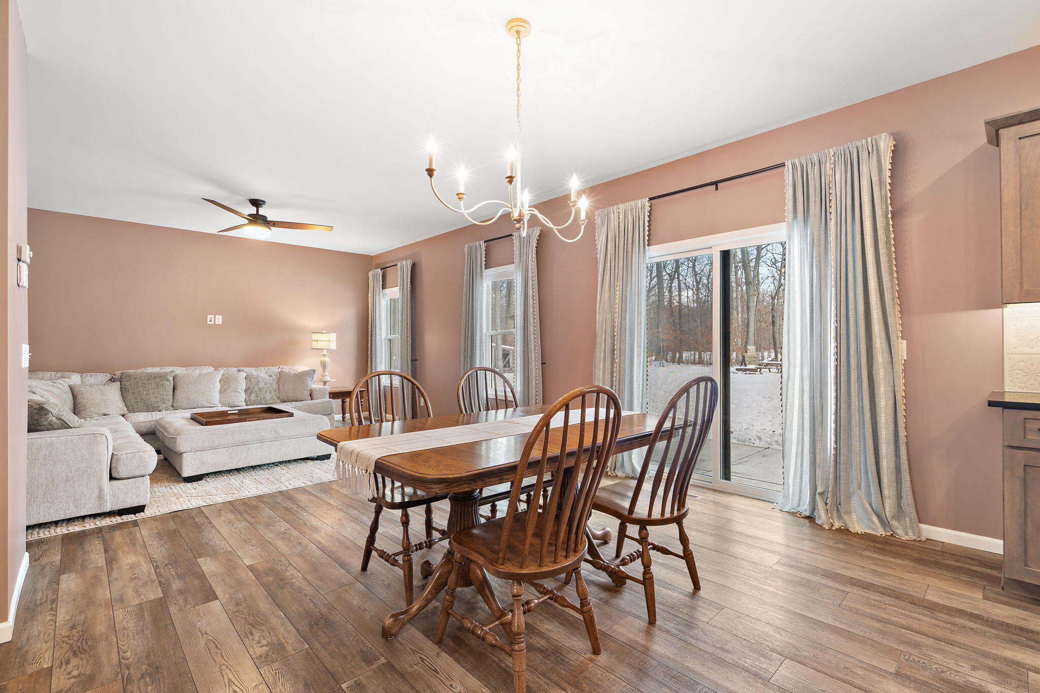 17233 Tapper Street Lowell, IN 46356 - Photo 15 of 39 2048x1365