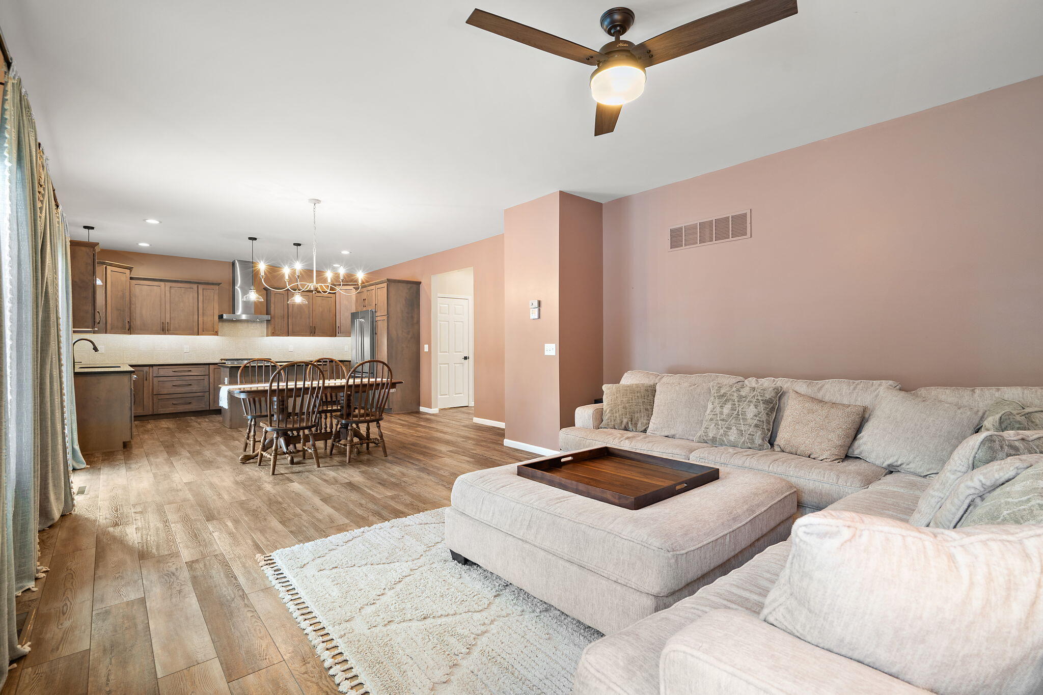 17233 Tapper Street Lowell, IN 46356 - Photo 17 of 39 2048x1365