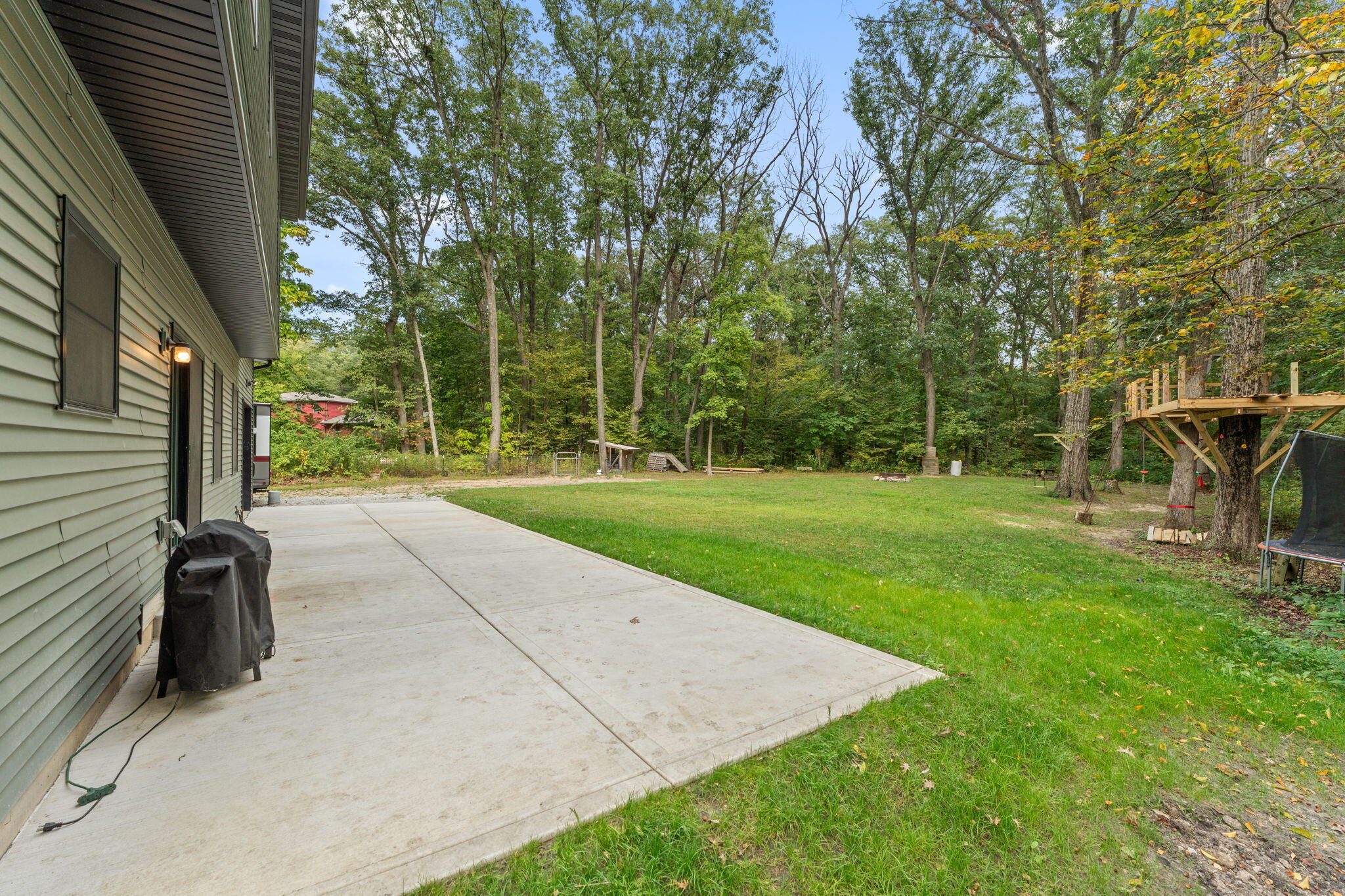 17233 Tapper Street Lowell, IN 46356 - Photo 30 of 39 2048x1365