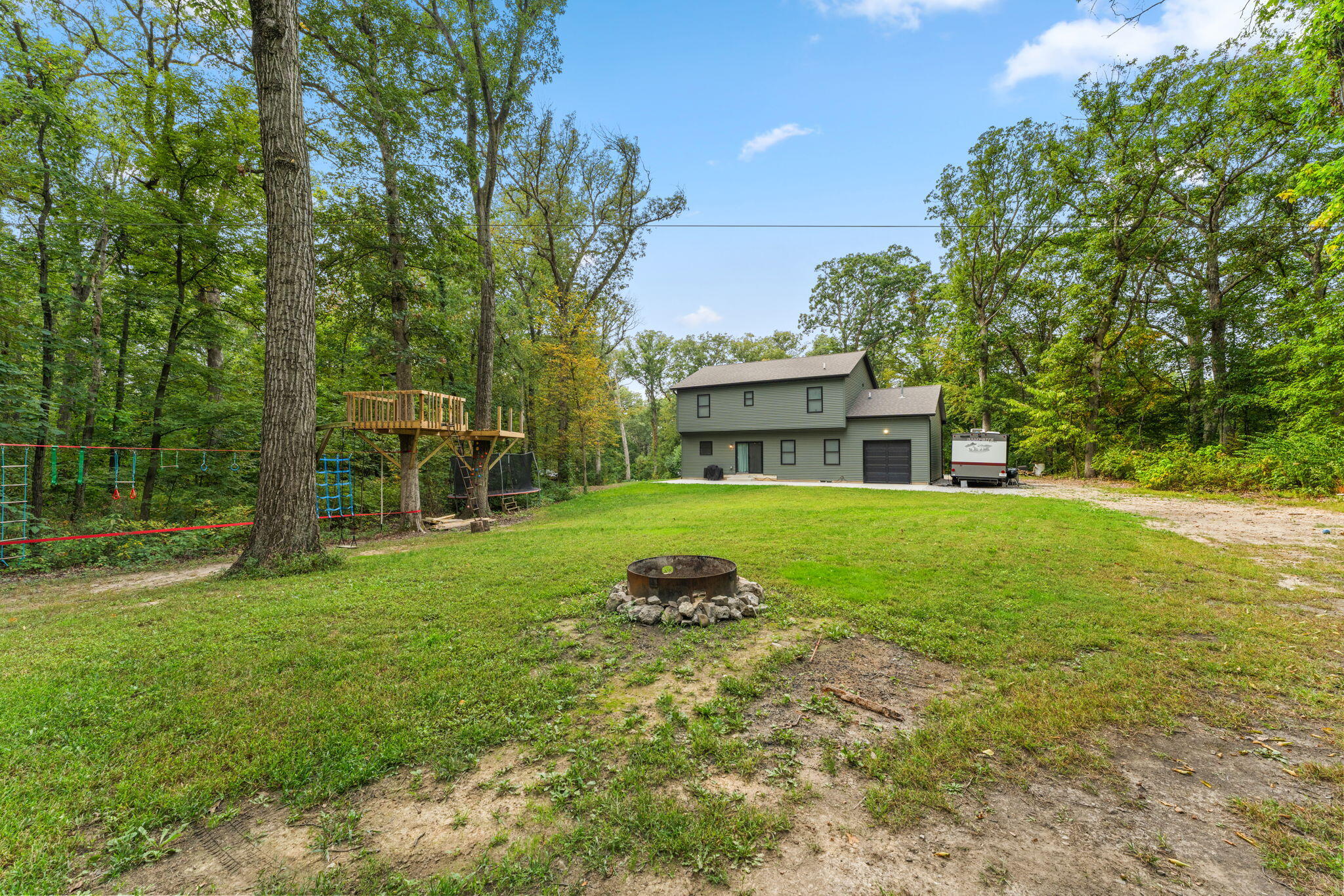 17233 Tapper Street Lowell, IN 46356 - Photo 33 of 39 2048x1365