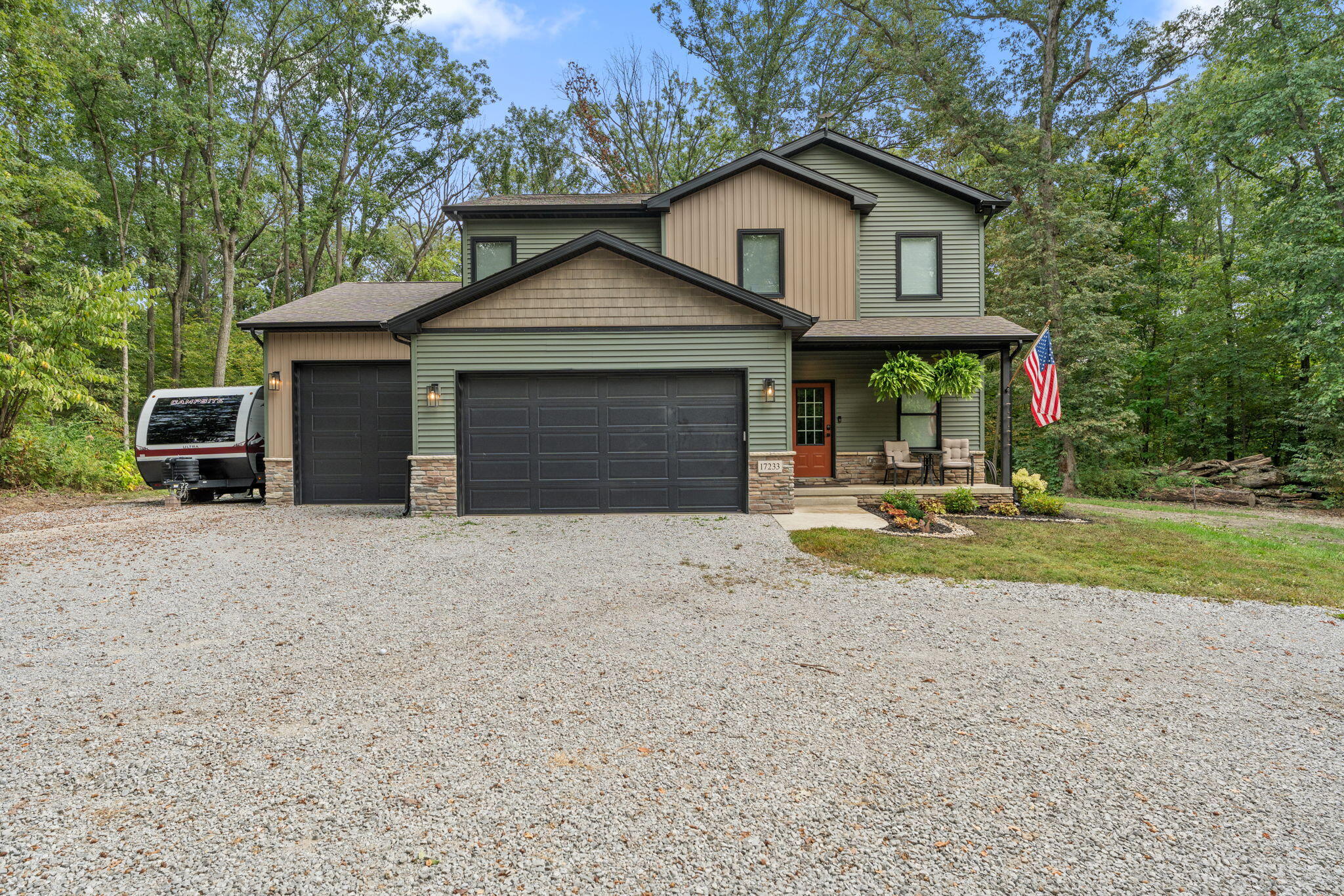 17233 Tapper Street Lowell, IN 46356 - Photo 39 of 39 2048x1365