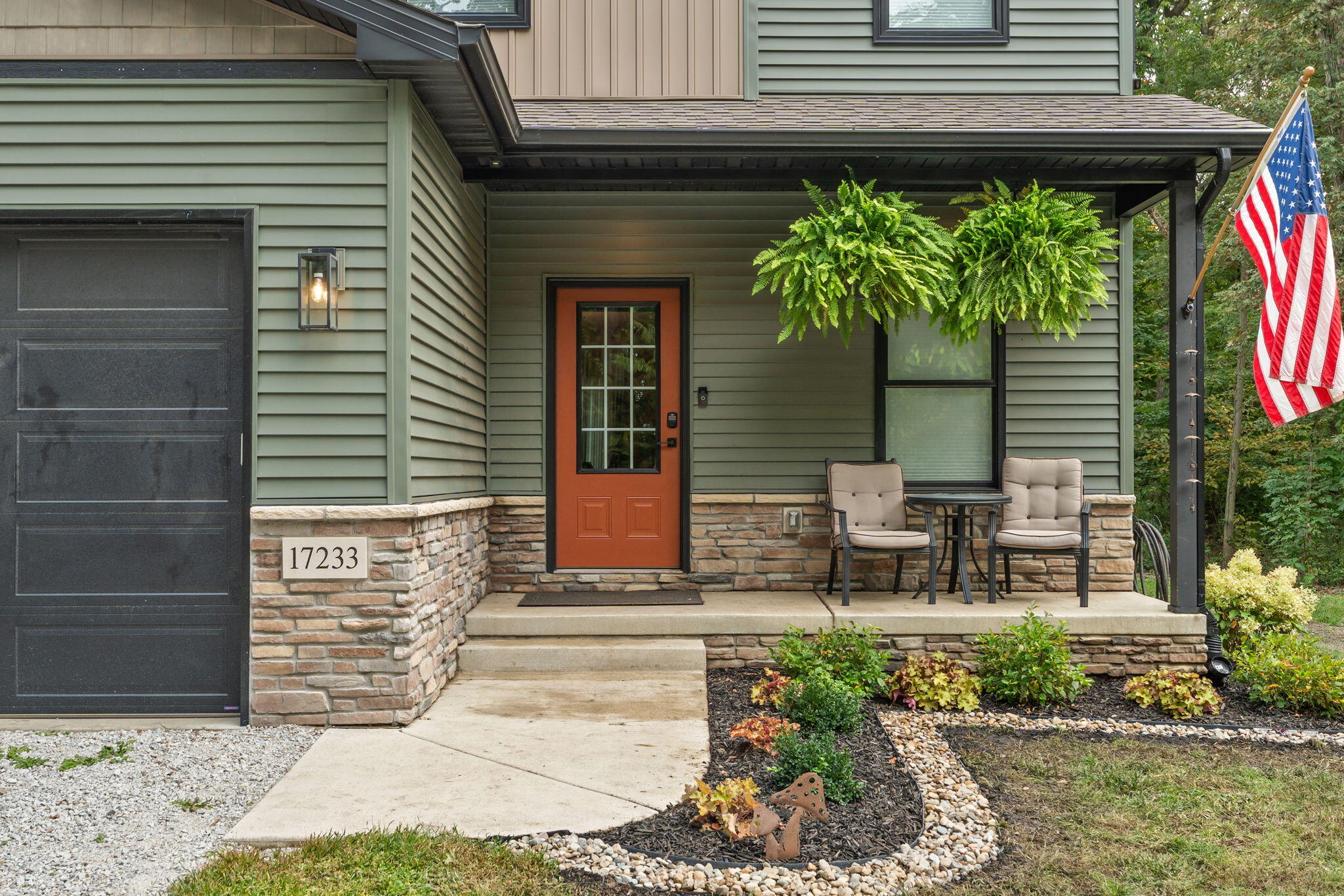 17233 Tapper Street Lowell, IN 46356 - Photo 4 of 39 2048x1365