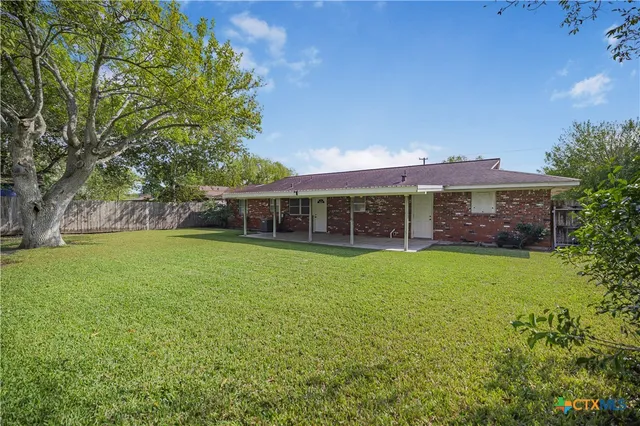 $205,000 | 3104 Erwin Avenue, Victoria, TX 77901
