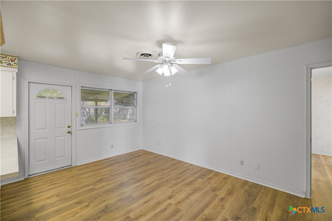 3104 Erwin Avenue Victoria, TX 77901 - Photo 6 of 19 a view of empty room with wooden floor