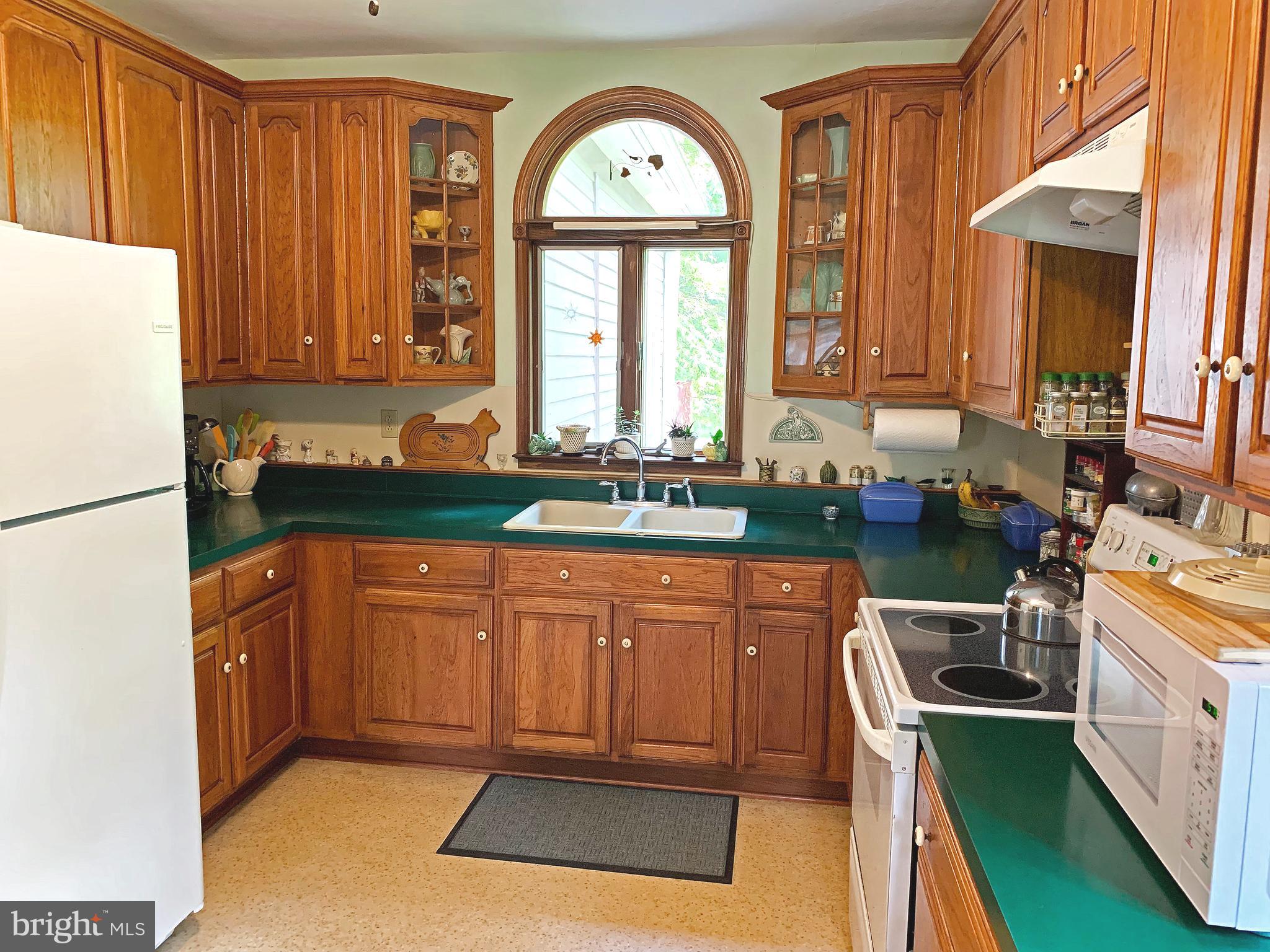 136 Sycamore Road Riegelsville, PA 18077 - Photo 8 of 26