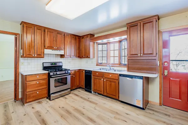 $374,900 | 101 19th Avenue North, Fargo, ND 58102
