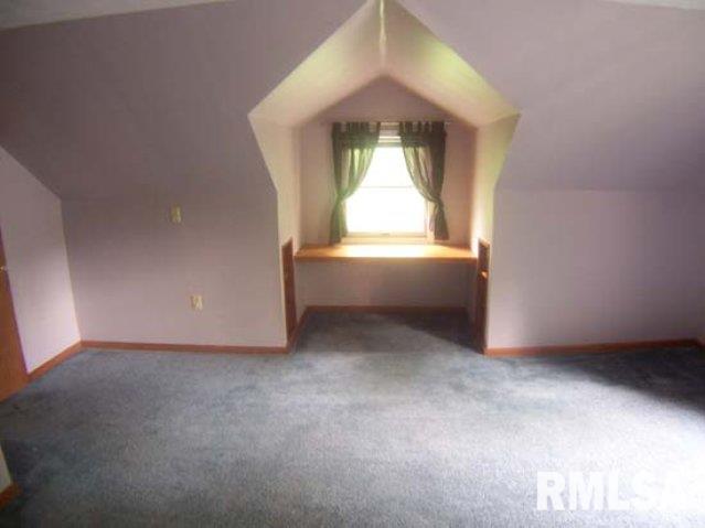 1923 Jersey Ridge Road Davenport, IA 52803 - Photo 8 of 9 Gallery Image 8