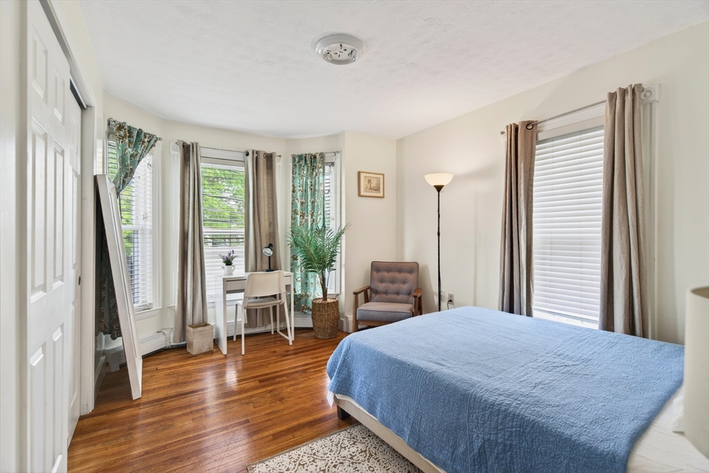 16 Florence Street, Unit 2 Somerville, MA 02145 - Photo 8 of 27