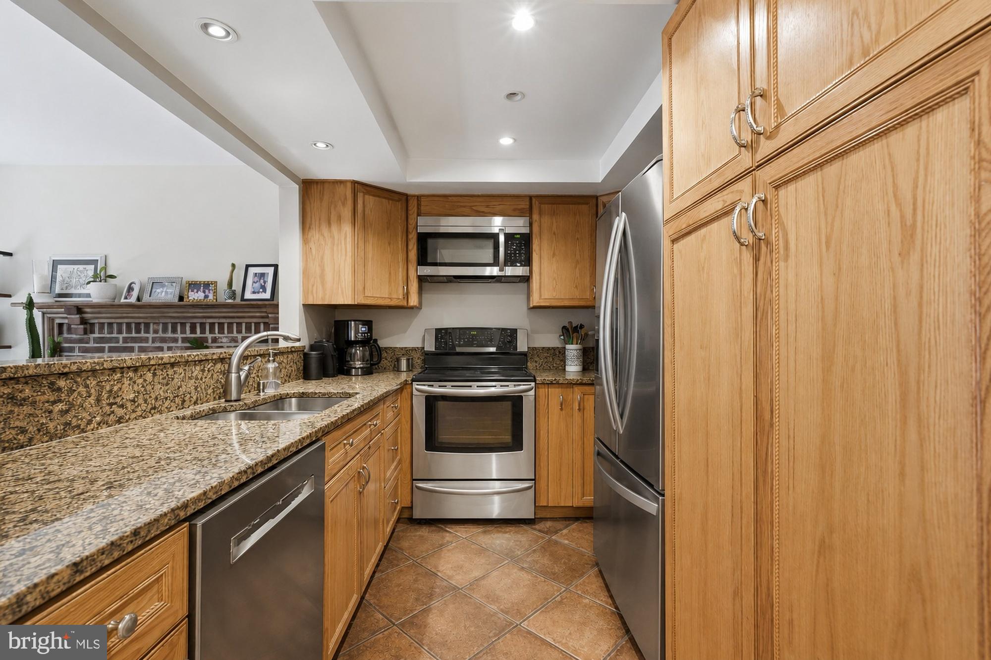 2510 South Walter Reed Drive, Unit 3 Arlington, VA 22206 - Photo 6 of 18