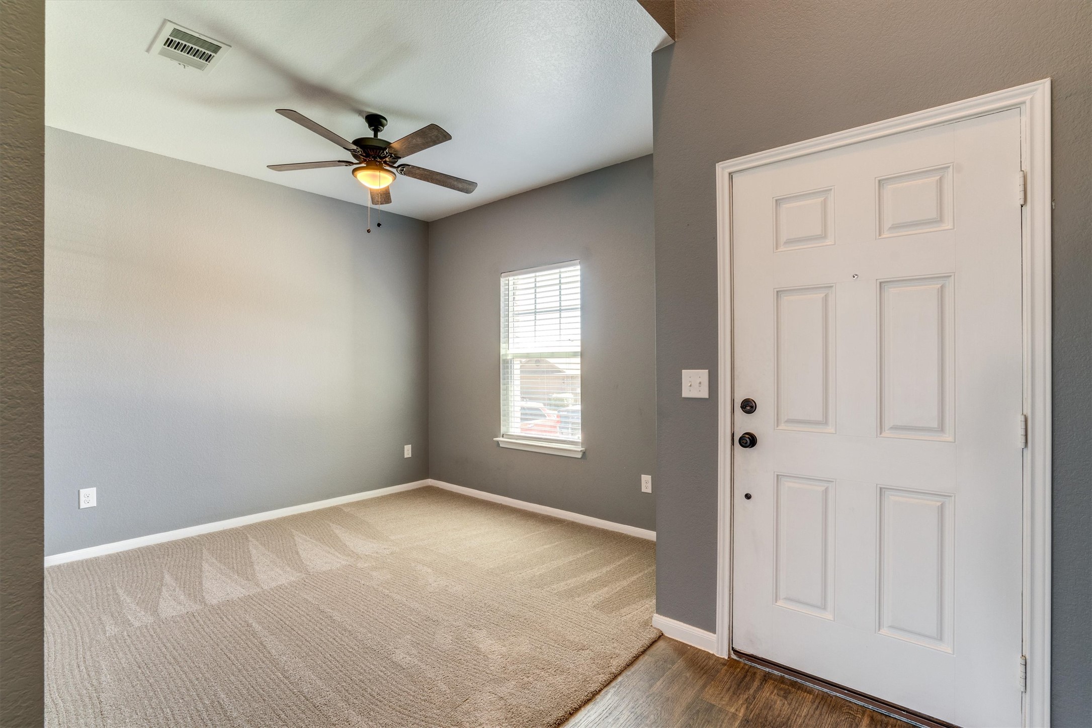 15128 Shell Bark Cove Austin, TX 78724 - Photo 4 of 25