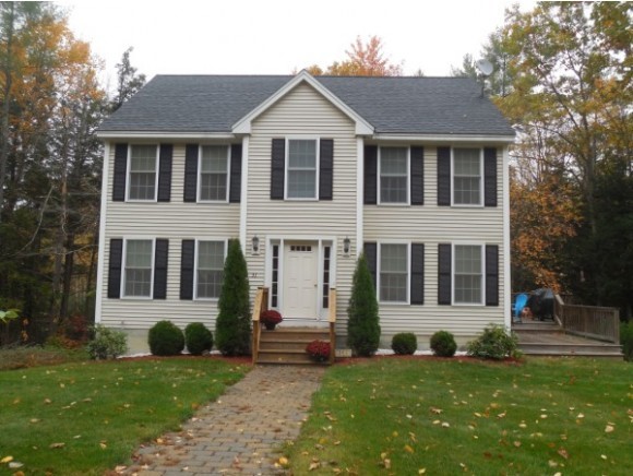 31 Jonathan Avenue Rochester, NH 03839 - Photo 3 of 29
