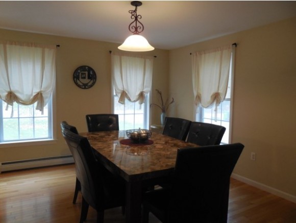 31 Jonathan Avenue Rochester, NH 03839 - Photo 7 of 29