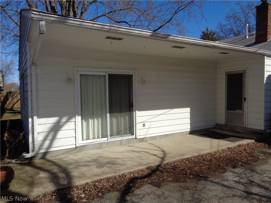332 Niagara Road Vermilion, OH 44089 - Photo 3 of 15