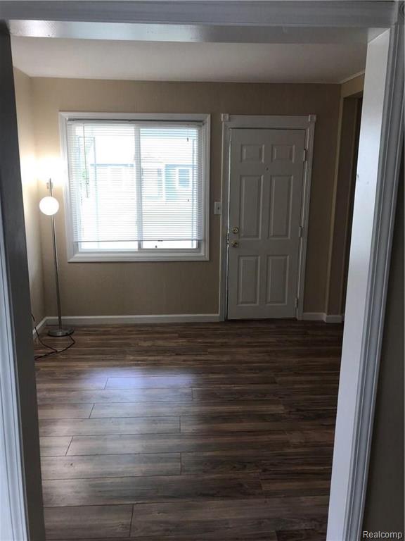 2016 Leitch Road Ferndale, MI 48220 - Photo 3 of 31