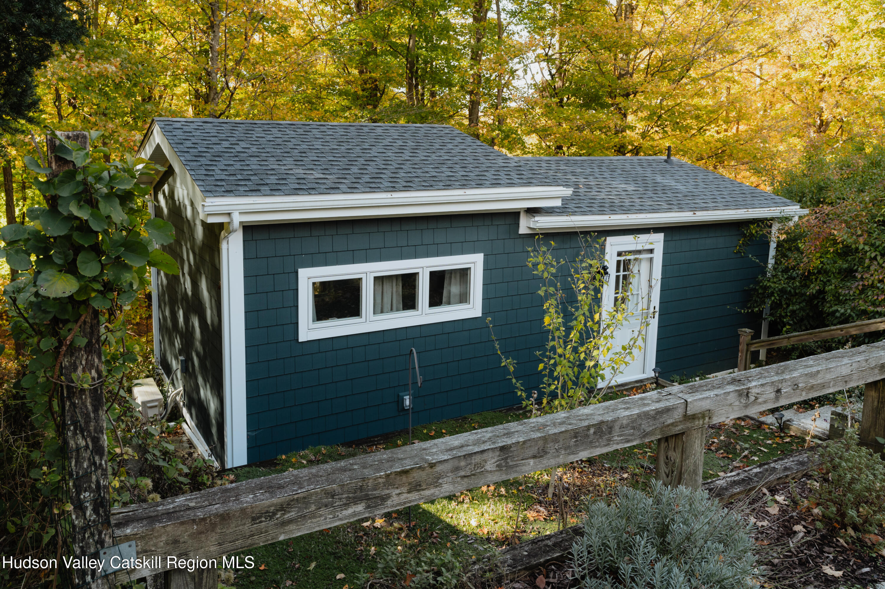 782-784 Jackson Corners Road Red Hook, NY 12571 - Photo 2 of 63 052