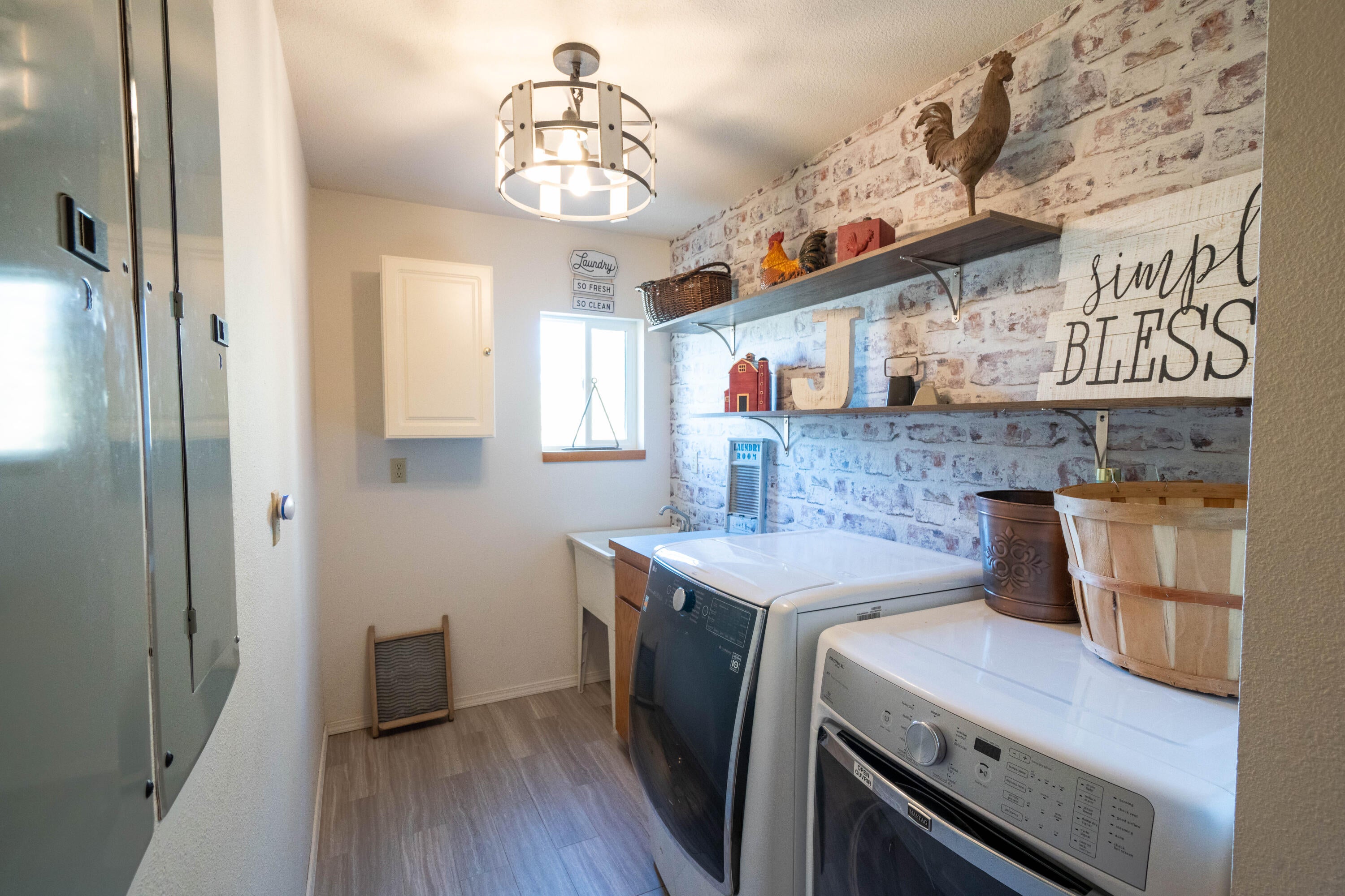 601 Southwest 55th Place Redmond, OR 97756 - Photo 11 of 66 DSC02556-HDR