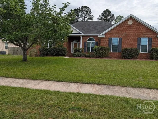 $2,350 | 320 Young Way, Richmond Hill, GA 31324