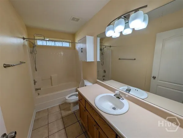 $2,350 | 320 Young Way, Richmond Hill, GA 31324