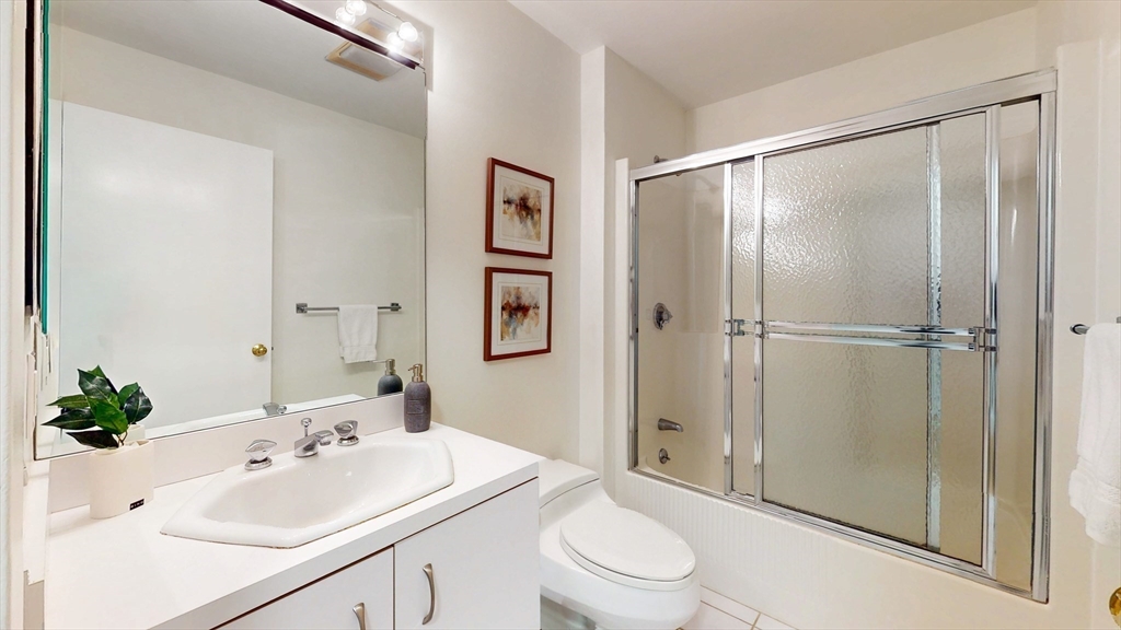 232 Allandale Road, Unit 2D Boston, MA 02467 - Photo 16 of 32