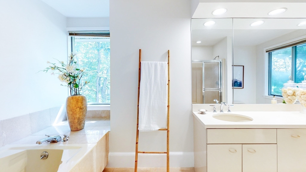 232 Allandale Road, Unit 2D Boston, MA 02467 - Photo 22 of 32