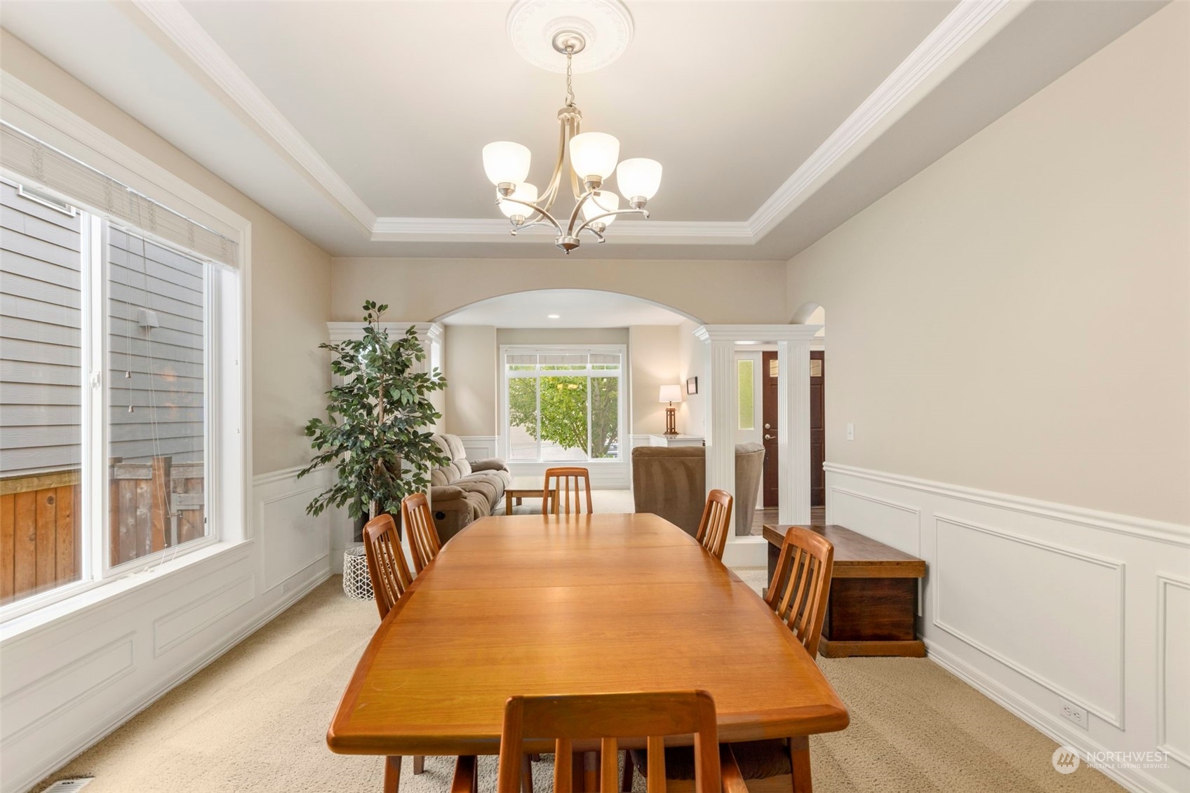 28425 239th Place Southeast Maple Valley, WA 98038 - Photo 6 of 39