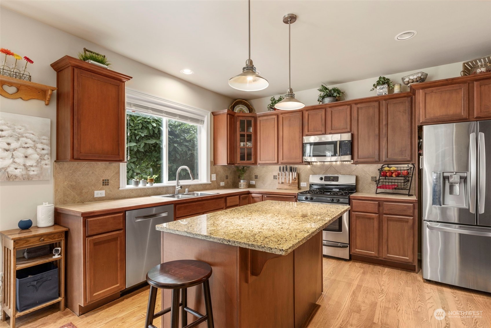 28425 239th Place Southeast Maple Valley, WA 98038 - Photo 9 of 39