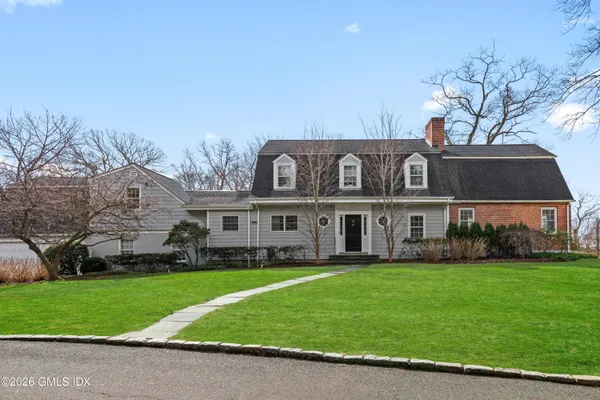 $5,800,000 | 8 Indian Point Lane, Riverside, CT 06878