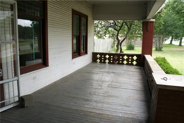 a view of an outdoor space with seating area