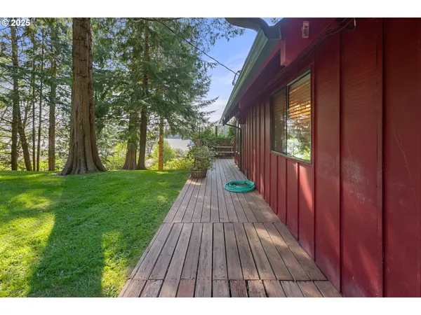 $549,990 | 83049 Siltcoos Station Road, Westlake, OR 97493