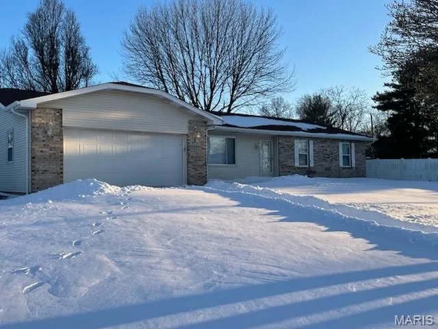 $219,900 | 4132 Lebanon Avenue, Shiloh, IL 62221