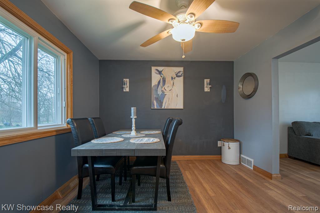 6989 Hatchery Road Waterford, MI 48327 - Photo 7 of 24 Gallery Image 7