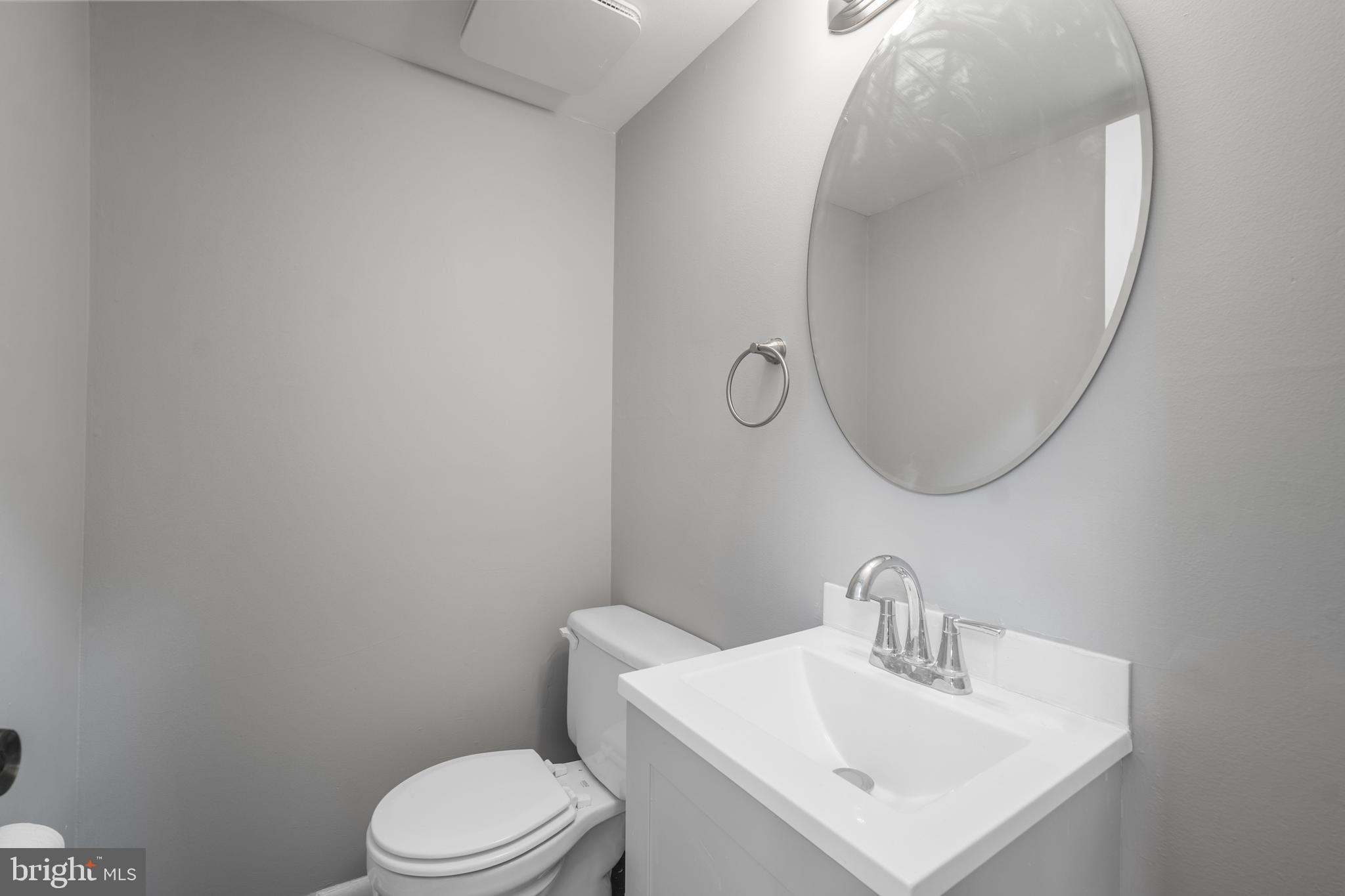 1781 Wainwright Drive Reston, VA 20190 - Photo 15 of 40