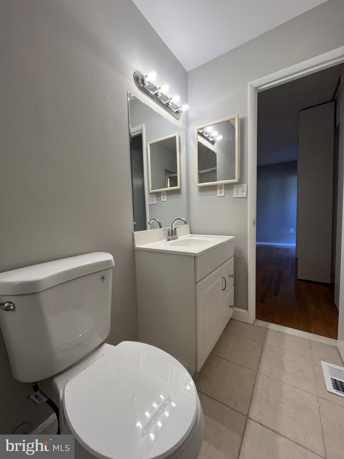 1781 Wainwright Drive Reston, VA 20190 - Photo 28 of 40