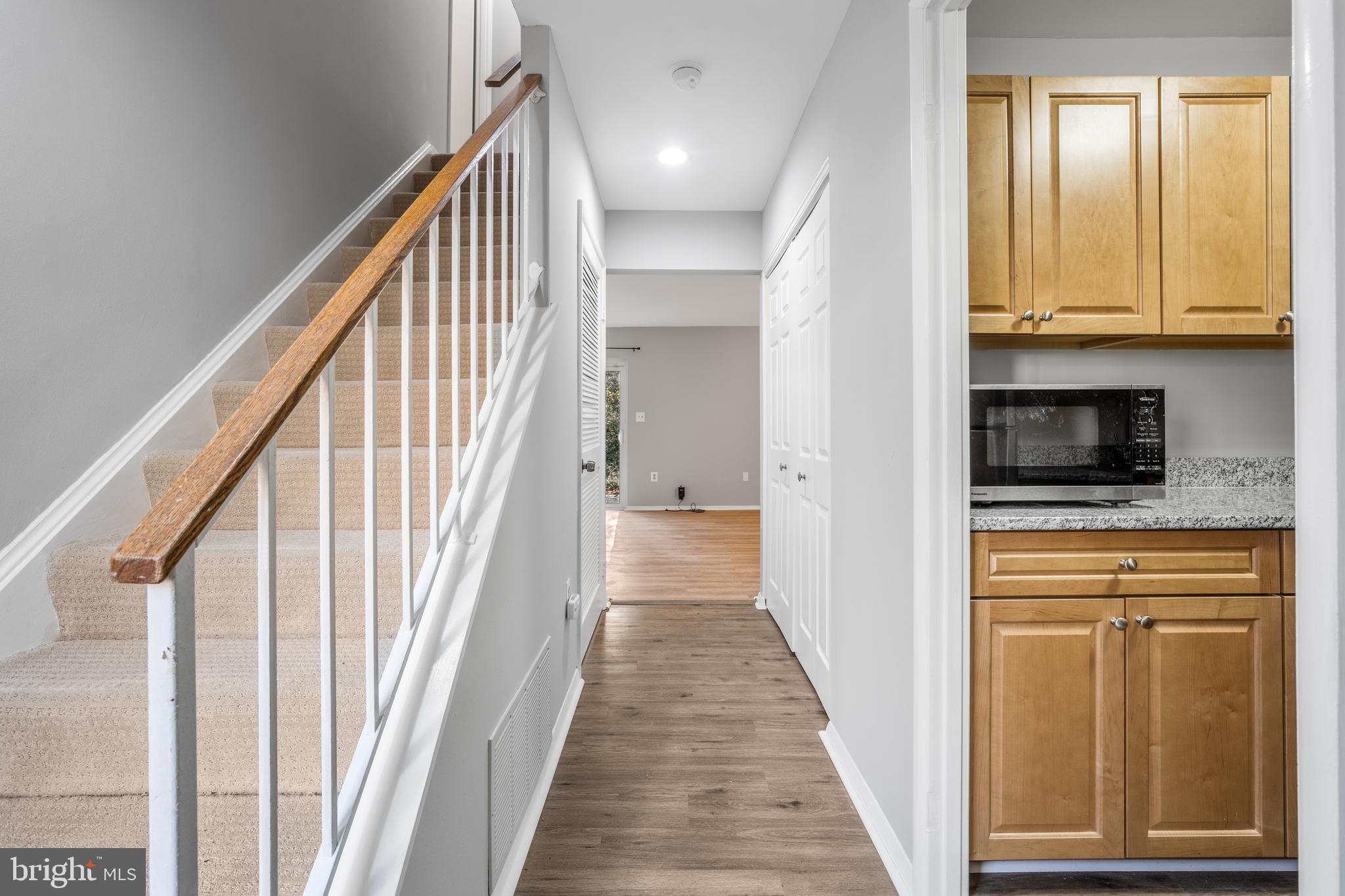 1781 Wainwright Drive Reston, VA 20190 - Photo 8 of 40