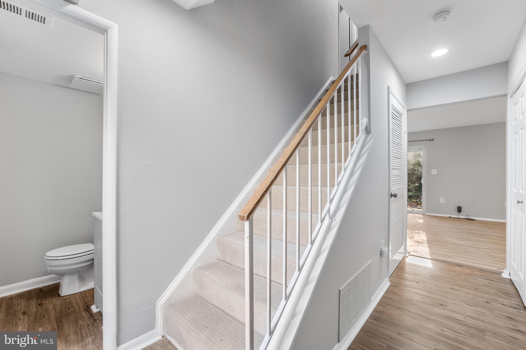 1781 Wainwright Drive Reston, VA 20190 - Photo 9 of 40