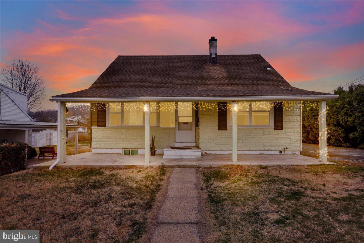 108 Gerald Avenue Reading, PA 19607 - Photo 19 of 25 a front view of a house with garden