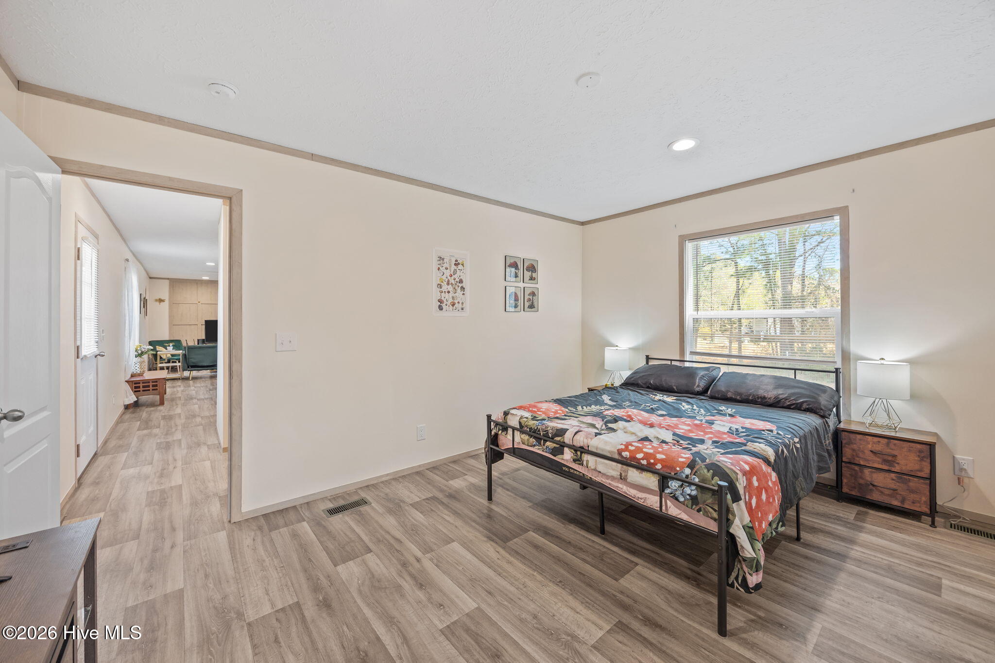 728 James Street Hubert, NC 28539 - Photo 15 of 30 24-web-or-mls-728 James St. 48