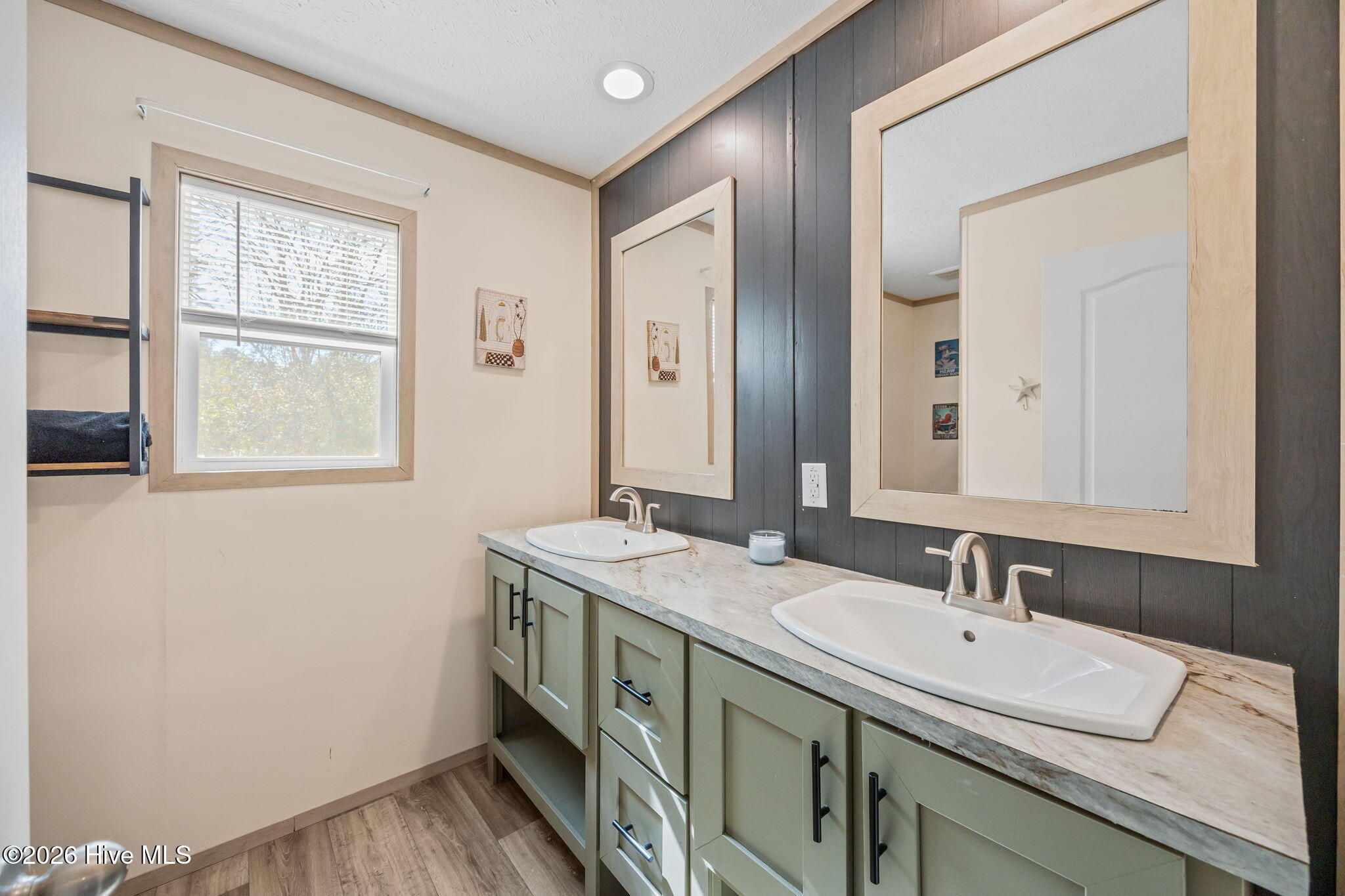 728 James Street Hubert, NC 28539 - Photo 20 of 30 28-web-or-mls-728 James St. 58