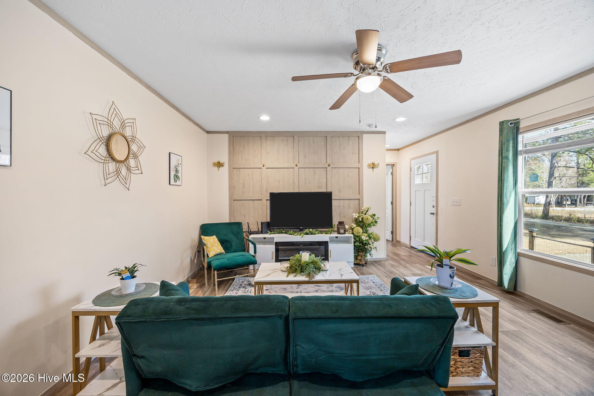 728 James Street Hubert, NC 28539 - Photo 6 of 30 10-web-or-mls-728 James St. 6