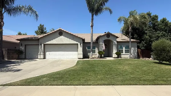 $2,800 | 1548 West Hampton Circle, Hanford, CA 93230