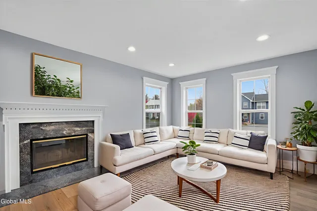 $474,900 | 716 Adams Circle, Ballston Spa, NY 12020