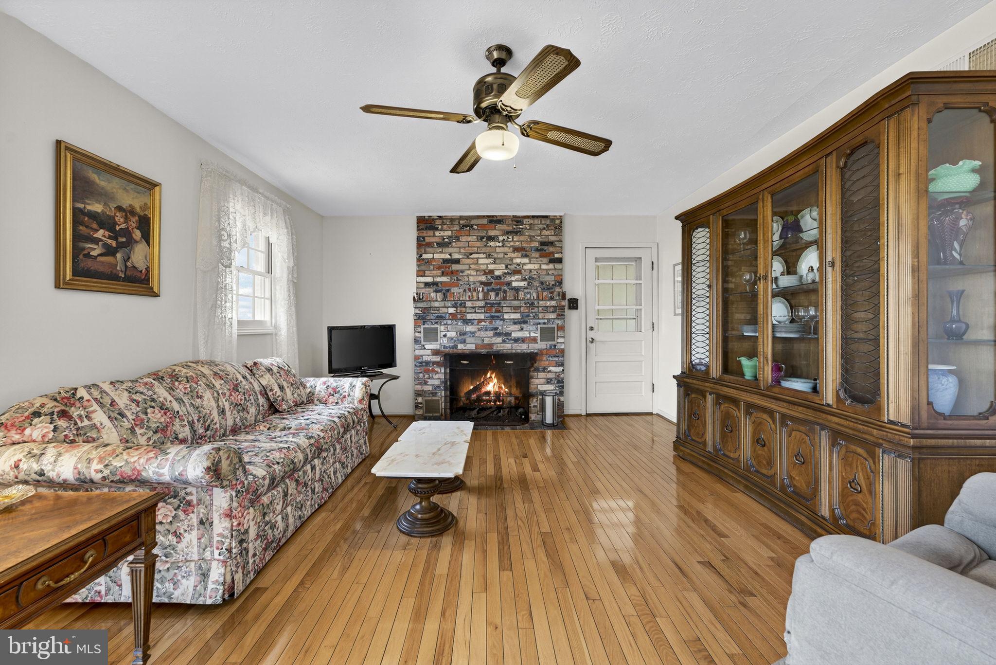 731 Kendrick Ford Road Front Royal, VA 22630 - Photo 19 of 85 a living room with furniture and a fireplace