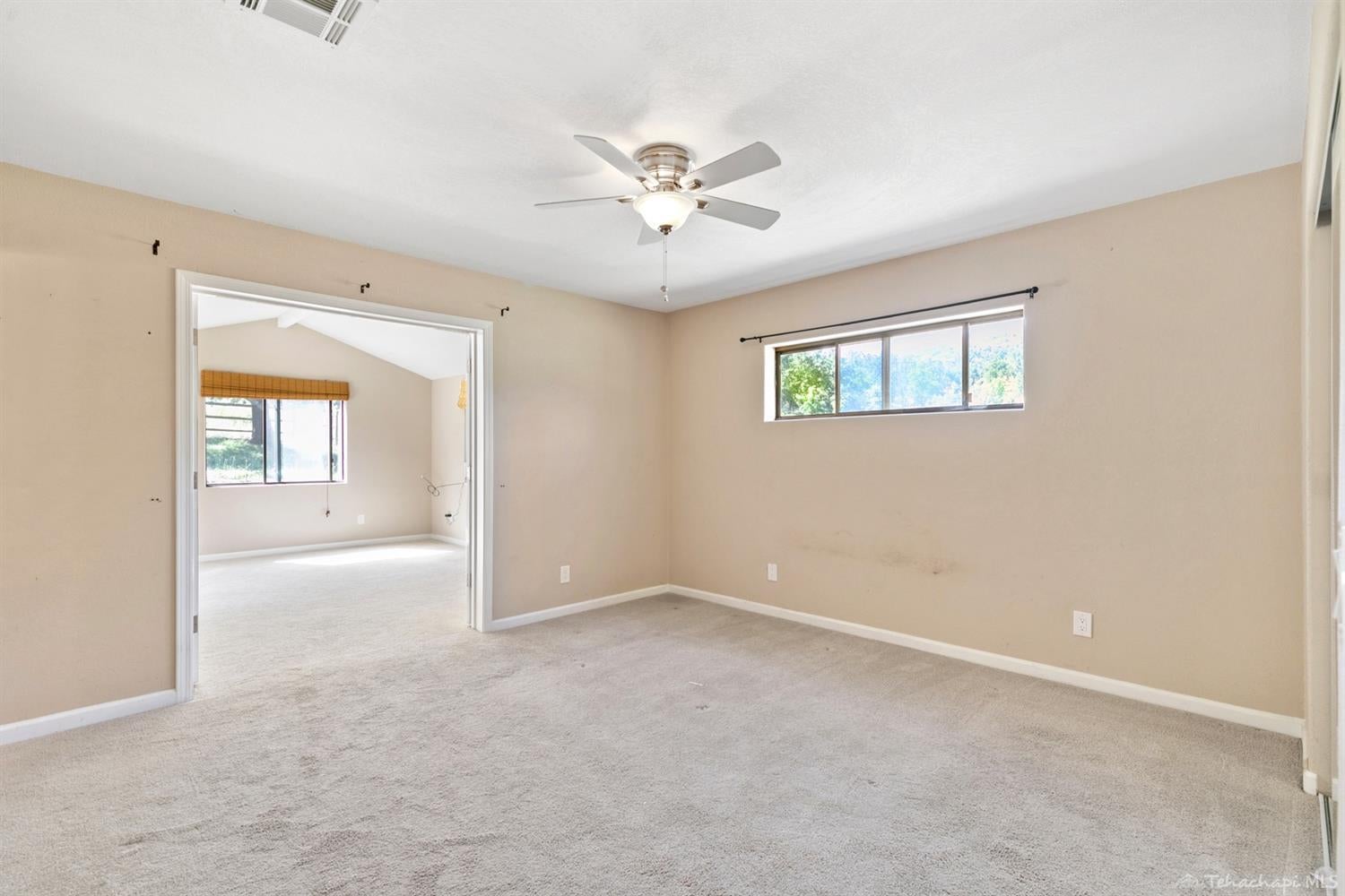 29771 North Lower Valley Road Tehachapi, CA 93561 - Photo 29 of 35 Gallery Image 29