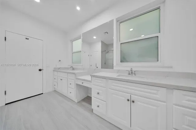 $1,900,000 | 520 Morningside Drive, Miami Springs, FL 33166