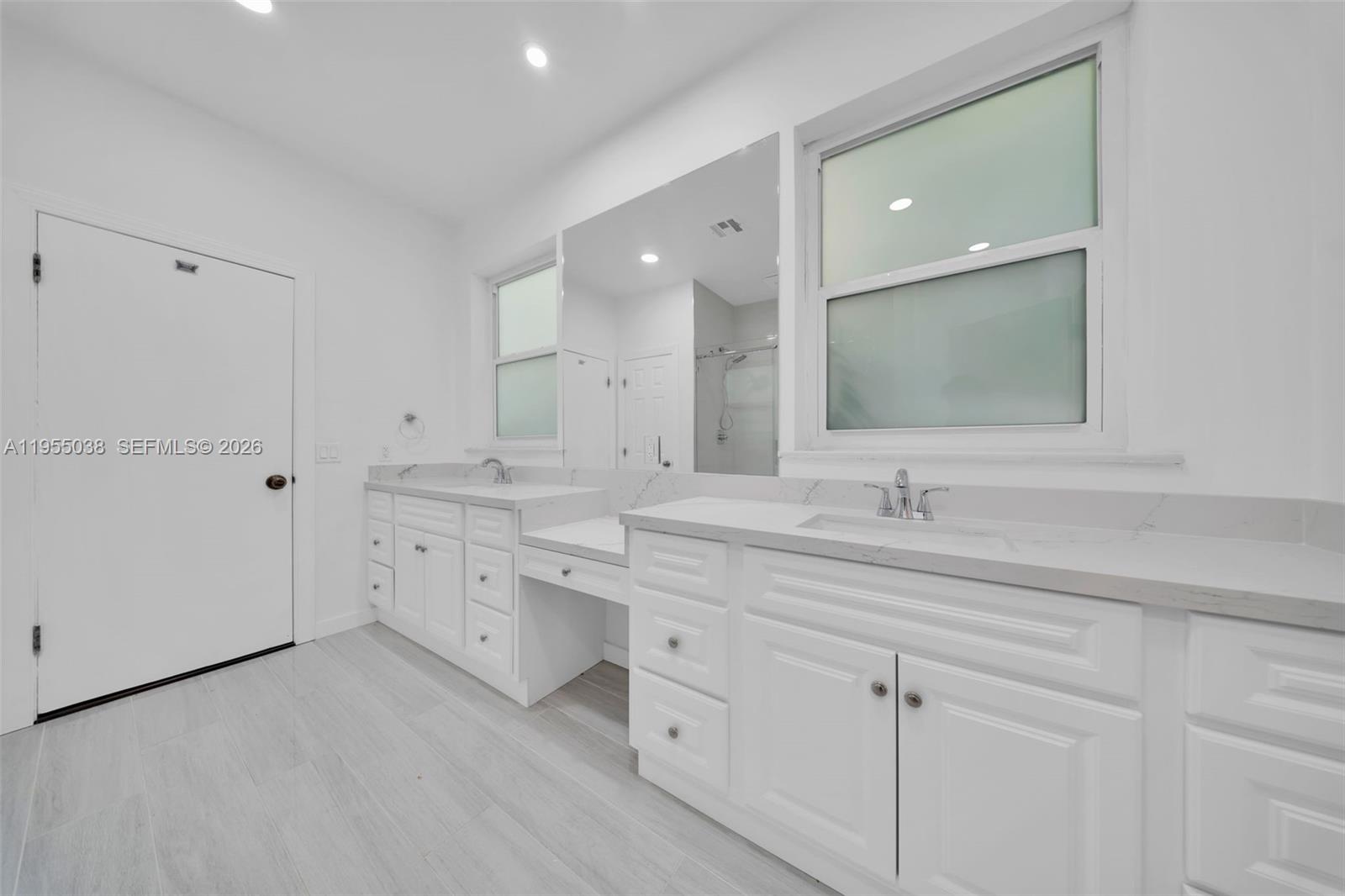 520 Morningside Drive Miami Springs, FL 33166 - Photo 14 of 58